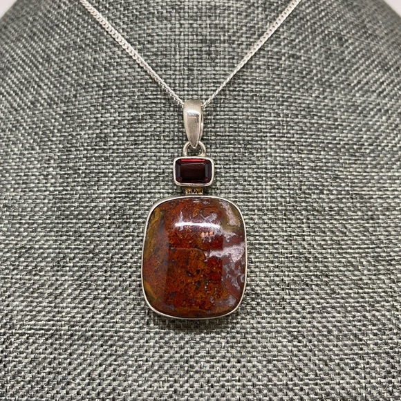 Pendant with garnet - Sterling Silver - Picture 5 of 12